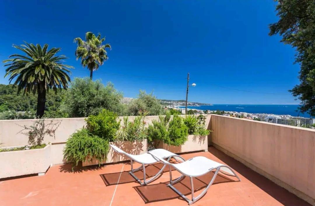 Relaxing Place With Wonderful View...Calme Avec Vue Magnifique Sur La Baie Des Anges, Mais En Campagne A 12 Minutes De La Promenade Des Anglais Nizza Kültér fotó